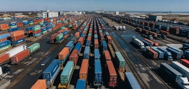 Infraestrutura terrestre da DP World e Porto do Açu blinda fluxo de mercadorias globais
